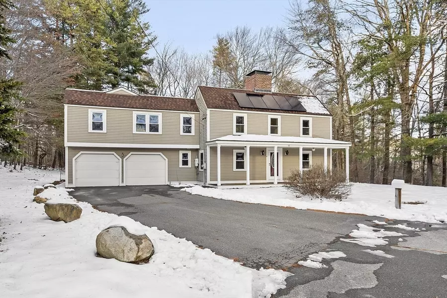18 Douglas Dr, Ayer, MA 01432