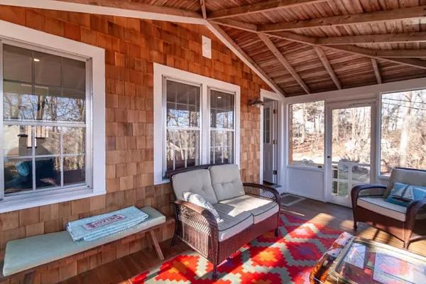 Cohasset, MA 02025,94 Atlantic Avenue #1