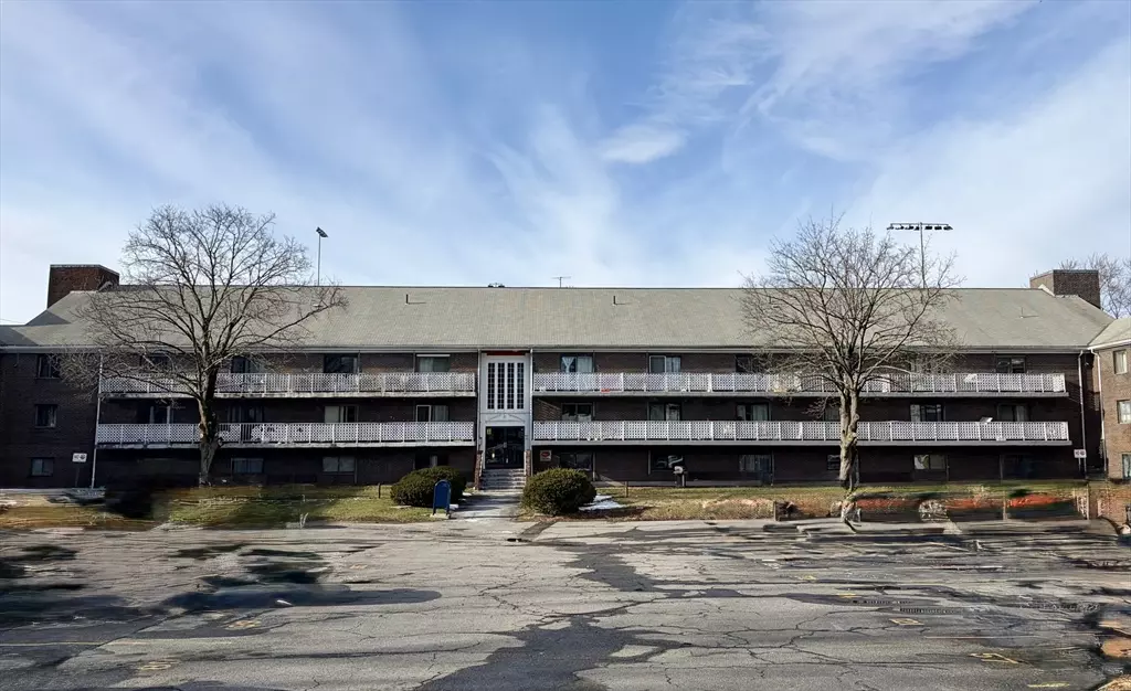 Framingham, MA 01702,126 Beaver St #65