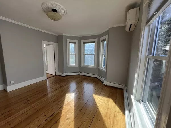 Boston, MA 02130,28 Goldsmith Road #02