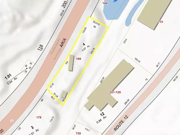 180 Southbridge Road, Oxford, MA 01537