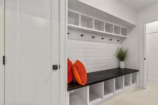 Brookline, MA 02445,89 University Road