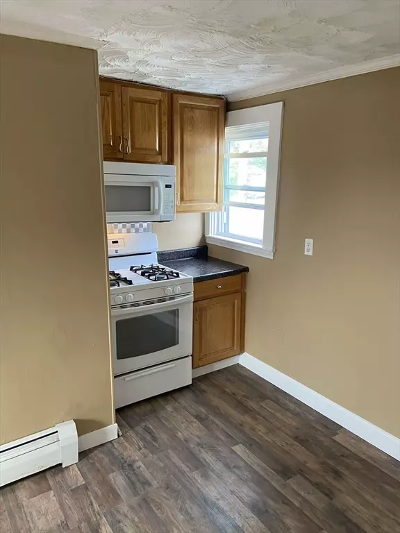 Acushnet, MA 02743,29 Slocum #2