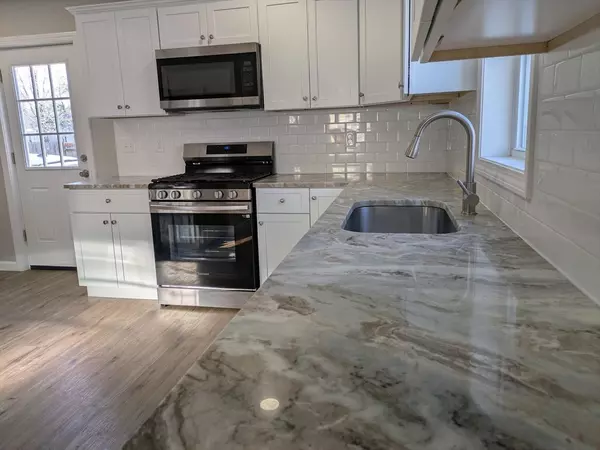 Springfield, MA 01108,130 Dickinson #130