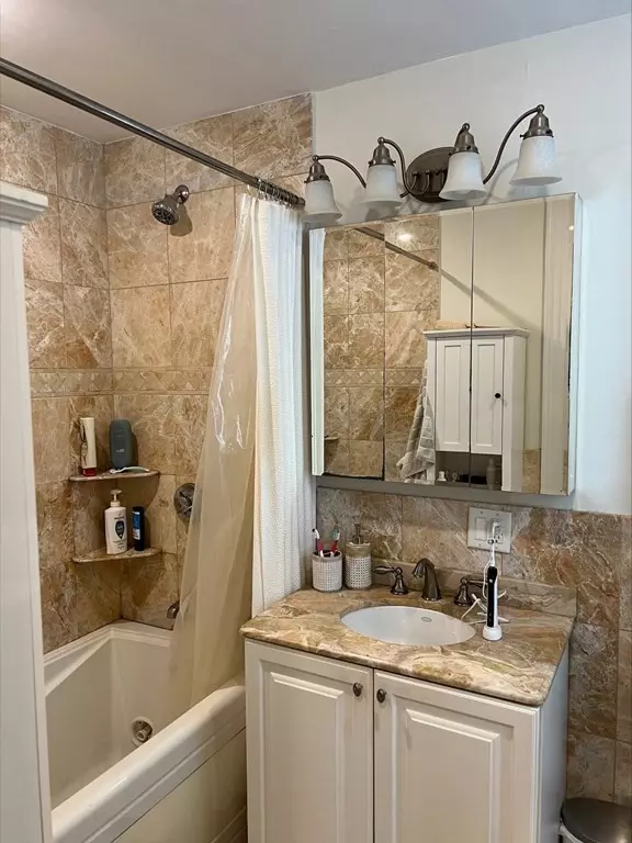 Boston, MA 02118,34 Greenwich Park #2