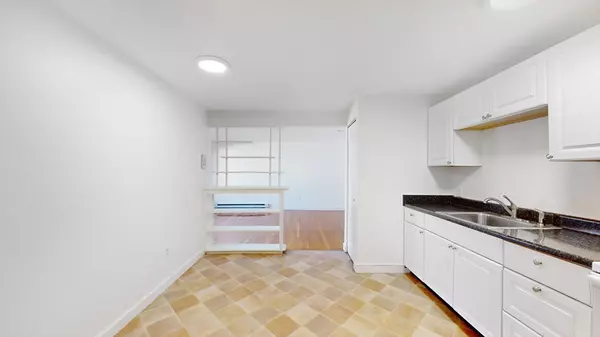 Melrose, MA 02176,175 W. Wyoming Ave. #42