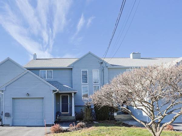 87 Nipmuc Trl #B, North Providence, RI 02904