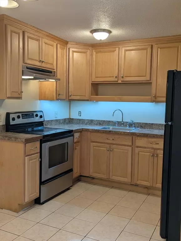 Framingham, MA 01701,67F Nicholas Rd #F