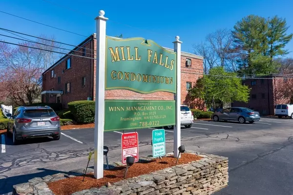 67F Nicholas Rd #F, Framingham, MA 01701