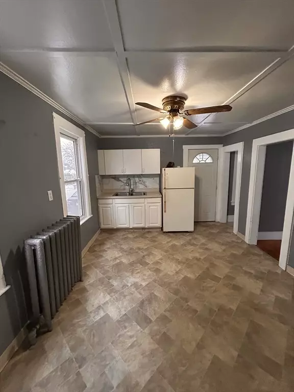 Springfield, MA 01109,73 Lebanon Street