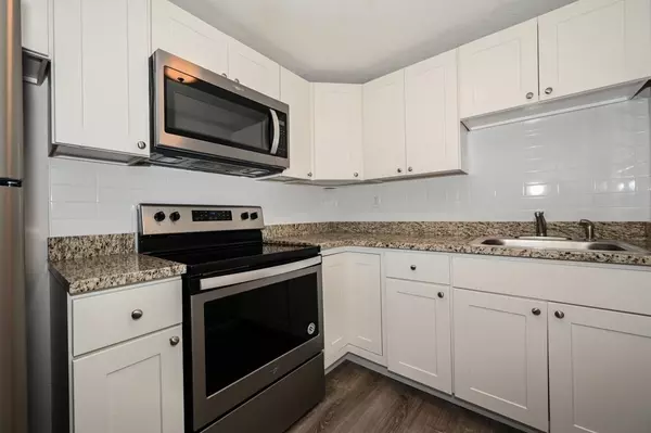 Framingham, MA 01701,175 Millwood St #F1