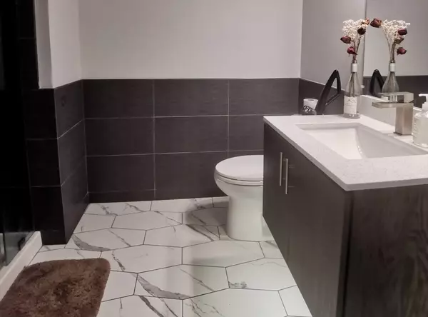 Quincy, MA 02169,2 Cliveden St #406E