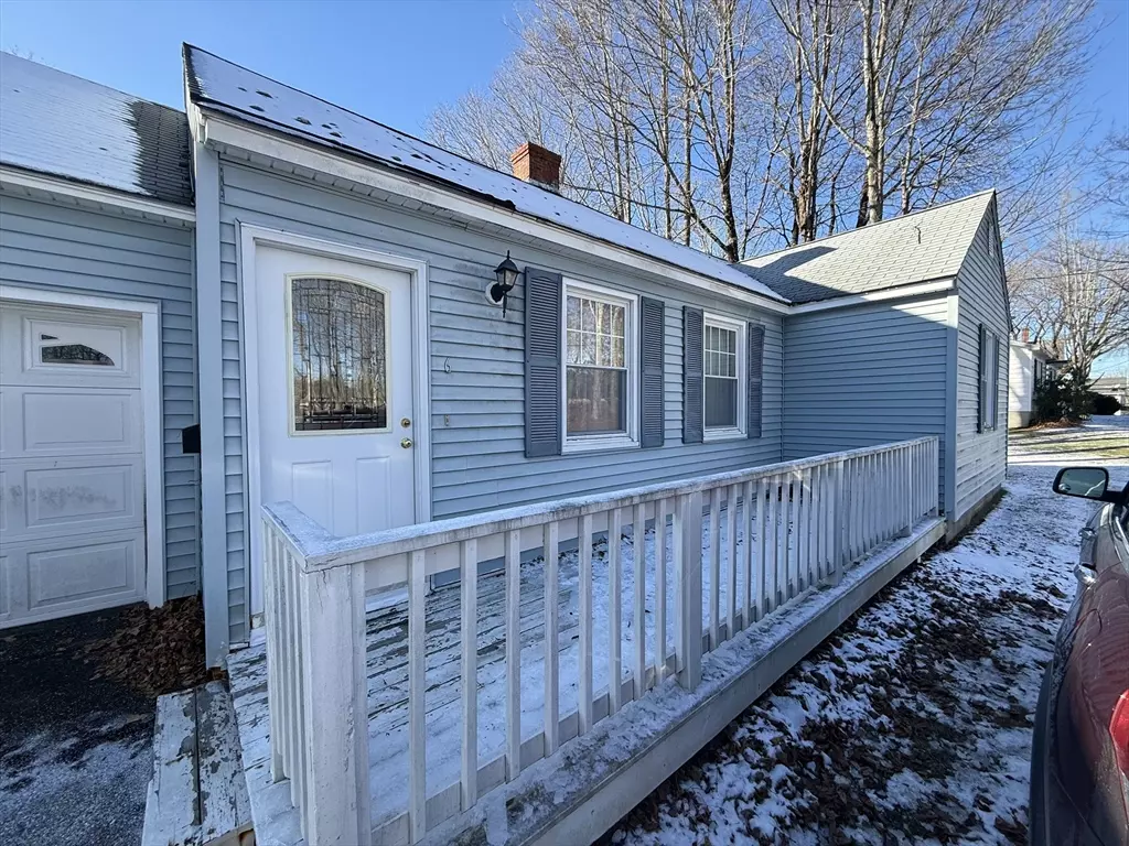 Spencer, MA 01562,6 Greenville Street