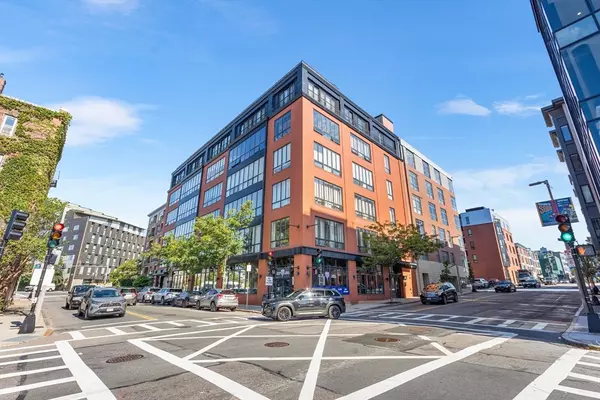 36 A Street #6D, Boston, MA 02127
