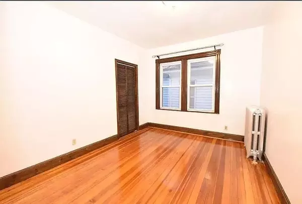 Boston, MA 02125,7 Gayland St #2