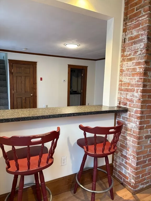 Amesbury, MA 01913,258 Elm Street #Rear