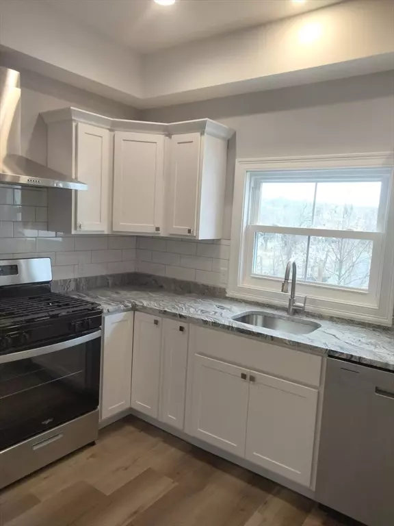 Fall River, MA 02720,269 Brightman #2