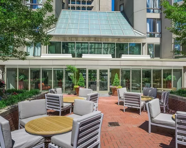 Boston, MA 02115,150 Huntington #SJ3