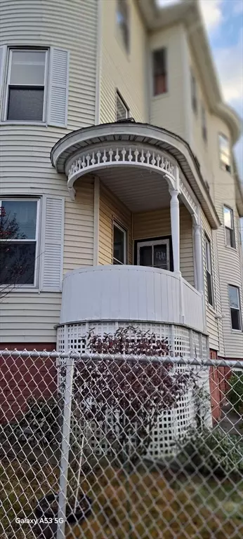 Worcester, MA 01604,30 Pattison St #2