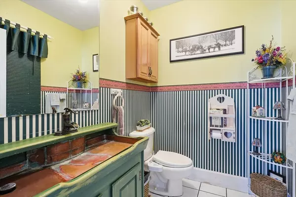 Maynard, MA 01754,30-32 Walnut St