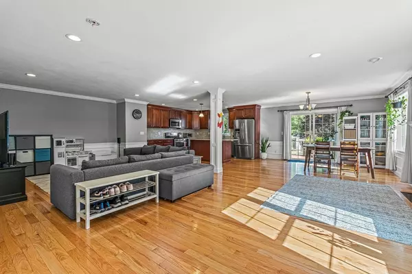 Reading, MA 01867,176 Washington St #176