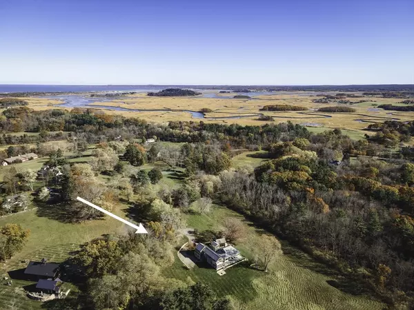 Ipswich, MA 01938,154 Argilla Rd