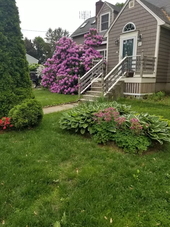 Woburn, MA 01801,4 Laurel Street