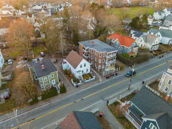 Brockton, MA 02301,56 N Warren Ave