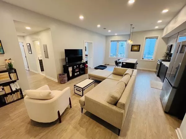 Somerville, MA 02143,14 Ward St. #102