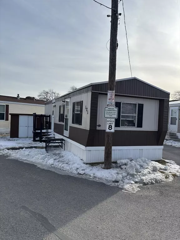 557-121 Southwest Cutoff #U:121, Worcester, MA 01607