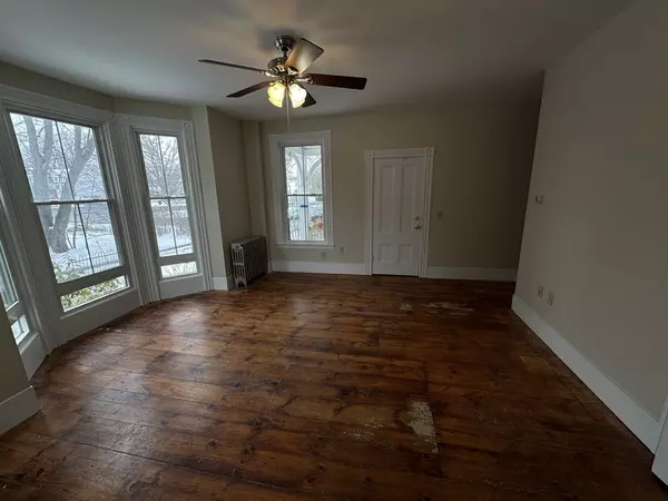 Haverhill, MA 01835,1160 Boston Rd #1