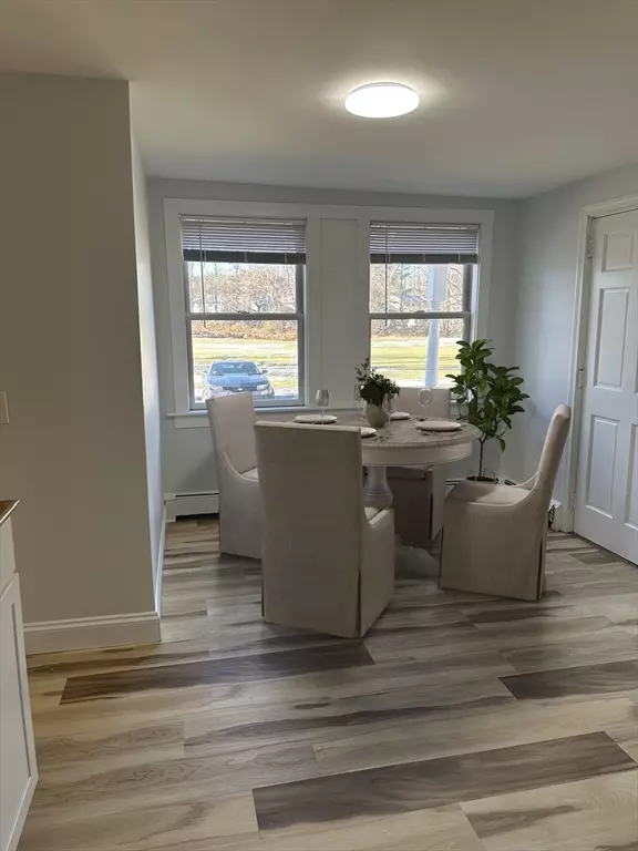 Framingham, MA 01702,250 Walnut St #A