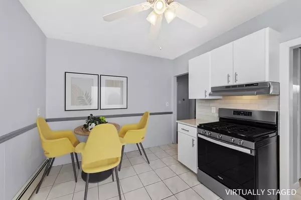 Watertown, MA 02472,14 Saint Marys Street #2