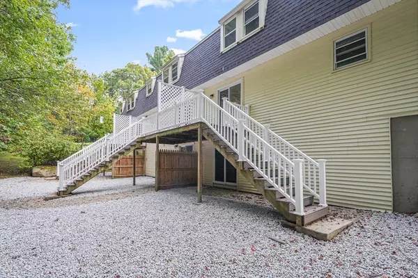 Bellingham, WA 98225,5-9 Debra Lane