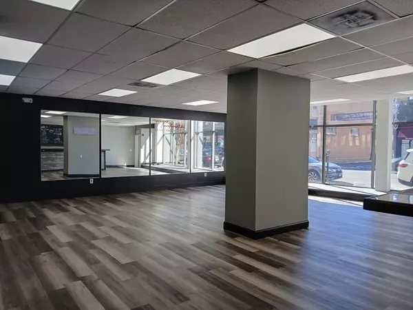 1611 Main Street, Springfield, MA 01103