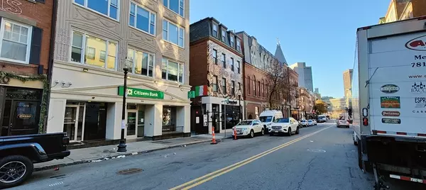 Boston, MA 02113,315 Hanover