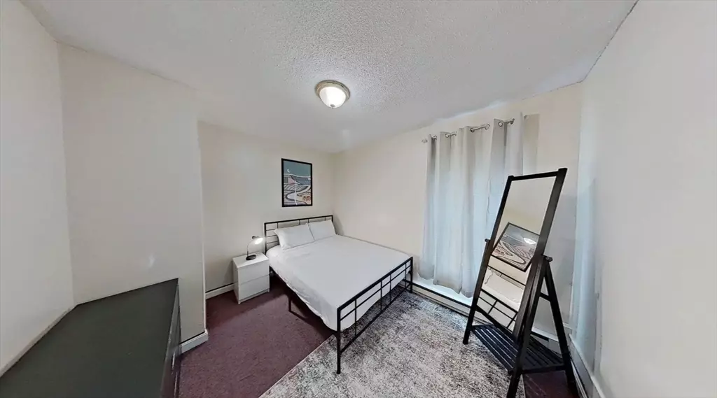 Boston, MA 02118,181 Northampton Street #4