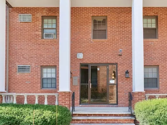 Waltham, MA 02451,16 Winter #43B