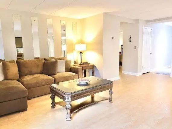 Waltham, MA 02451,16 Winter #43B