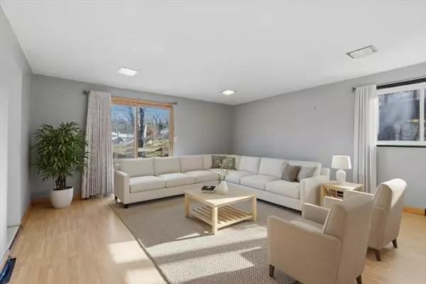 Randolph, MA 02368,6 Sunset Dr