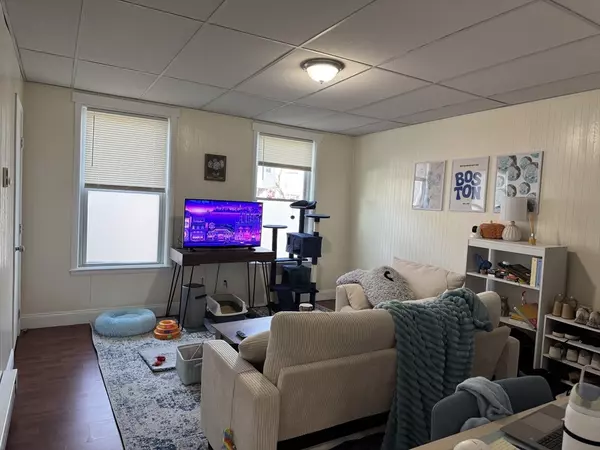 Boston, MA 02128,289 Chelsea Steet