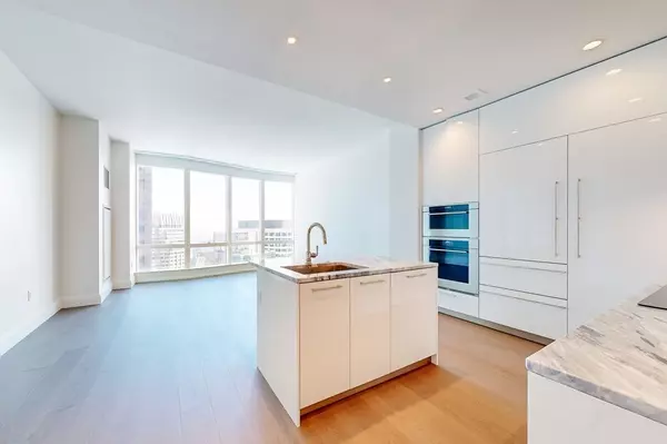 Boston, MA 02110,240 Devonshire Street #4211