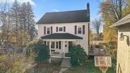 21 Edwards St, Southbridge, MA 01550