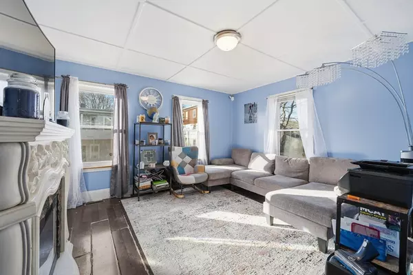 Attleboro, MA 02703,52 Carpenter Street