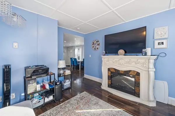 Attleboro, MA 02703,52 Carpenter Street