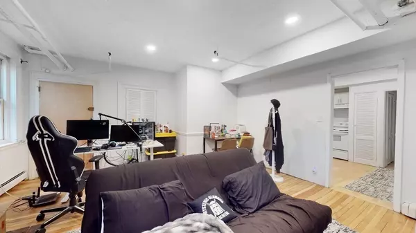 Boston, MA 02116,92 Marlborough #1