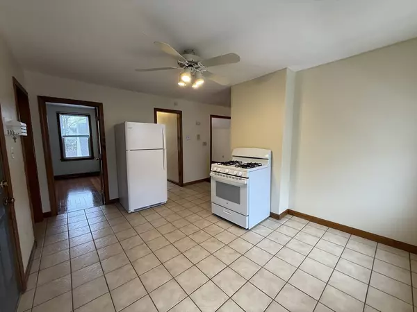 Worcester, MA 01604,132 Coburn Avenue #3