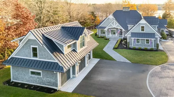 Carver, MA 02360,28 South Main Street