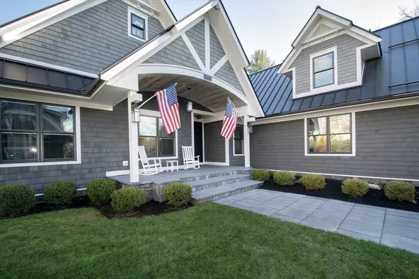 Carver, MA 02360,28 South Main Street