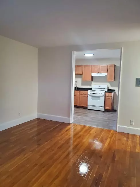 9 Victory Road #13, Boston, MA 02122